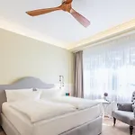 Strandhotel Ahlbeck Hotel 4*