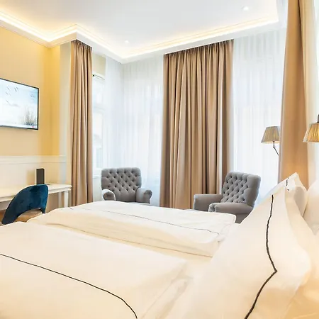 Отель Strandhotel Ahlbeck, A Member Of Radisson Individuals 4*