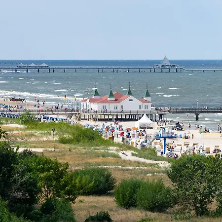 阿尔贝克海滩酒店 Ahlbeck (Usedom)