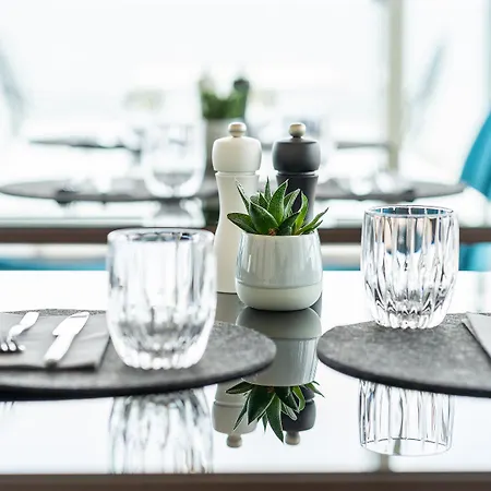 Strandhotel Ahlbeck, A Member Of Radisson Individuals 4*