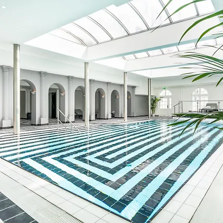 Strandhotel Ahlbeck, A Member Of Radisson Individuals 호텔 4*