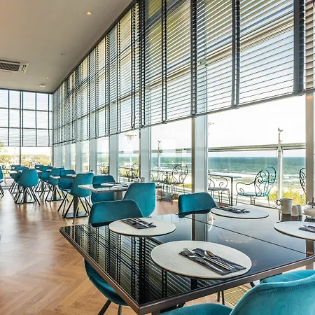 Strandhotel Ahlbeck, A Member Of Radisson Individuals Отель