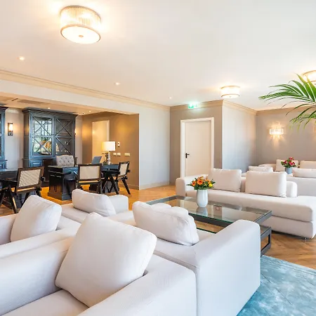 Strandhotel Ahlbeck, A Member Of Radisson Individuals 호텔 4*