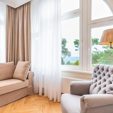 Hotel Strandhotel Ahlbeck 4*