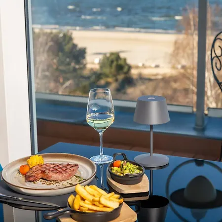 Strandhotel Ahlbeck, A Member Of Radisson Individuals 4*