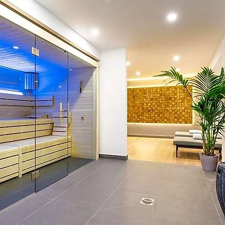 Strandhotel Ahlbeck, A Member Of Radisson Individuals 4*