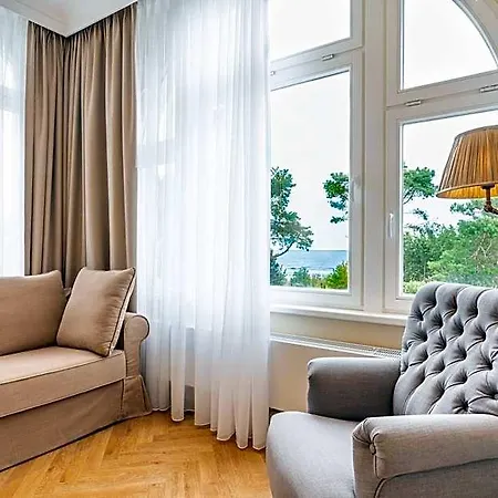 Strandhotel Ahlbeck, A Member Of Radisson Individuals Hotell Ahlbeck (Usedom)