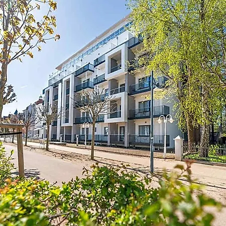 Strandhotel Ahlbeck, A Member Of Radisson Individuals Hotell 4*