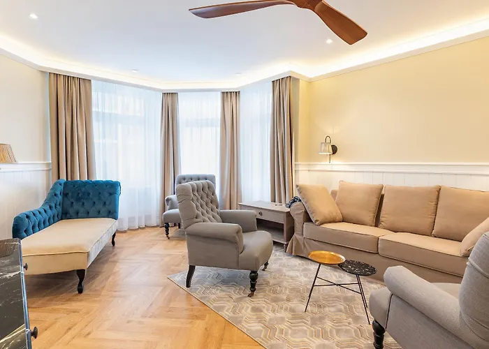 Hotel Strandhotel Ahlbeck 4*