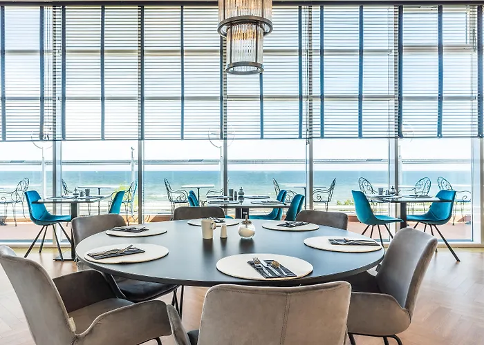 호텔 Strandhotel Ahlbeck 4*